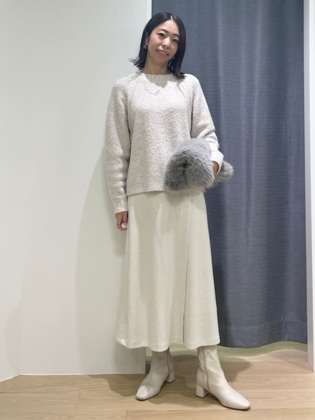 Mikoさんの「INDIVI｜【名品／撥水／抗菌防臭】ショート丈リサイクルダウンコート」を使ったコーディネート