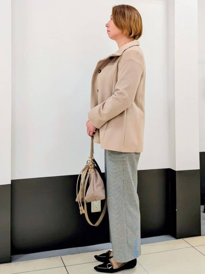じゅりさんの「Reflect｜【SS-4Lサイズ／衿が顔に当たらない◎】スタンドネックミドルコート」を使ったコーディネート
