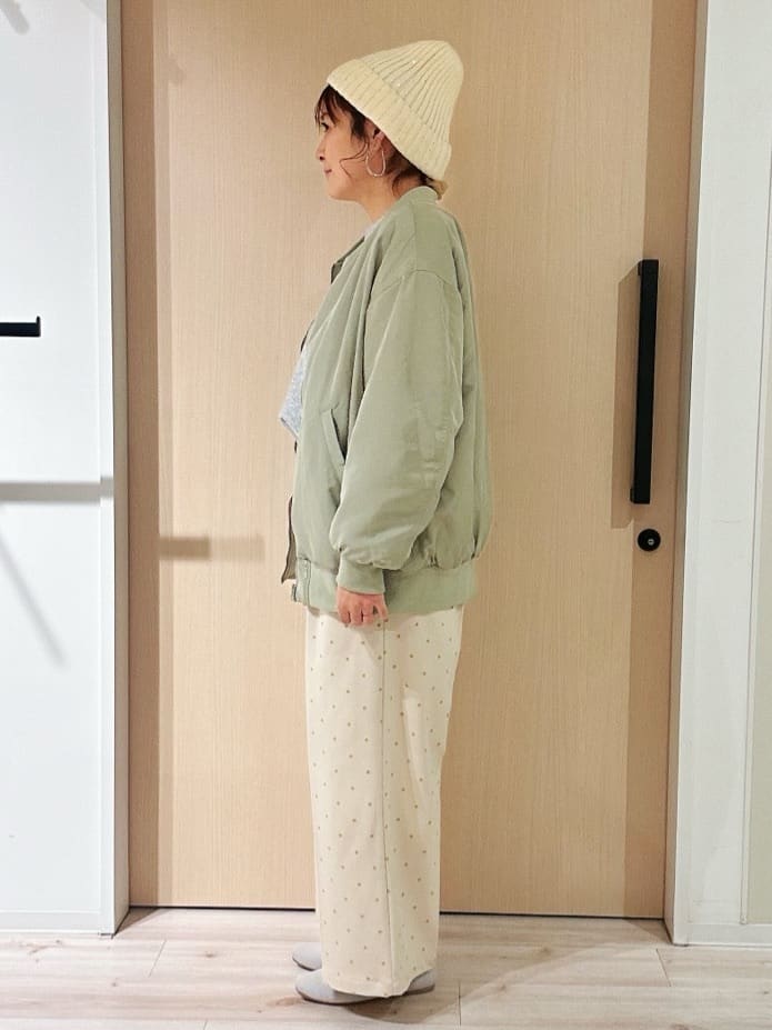 funafunaさんの「SHOO･LA･RUE｜【S-LL】大人も取り入れやすい BIGシルエット MA－1ブルゾン」を使ったコーディネート