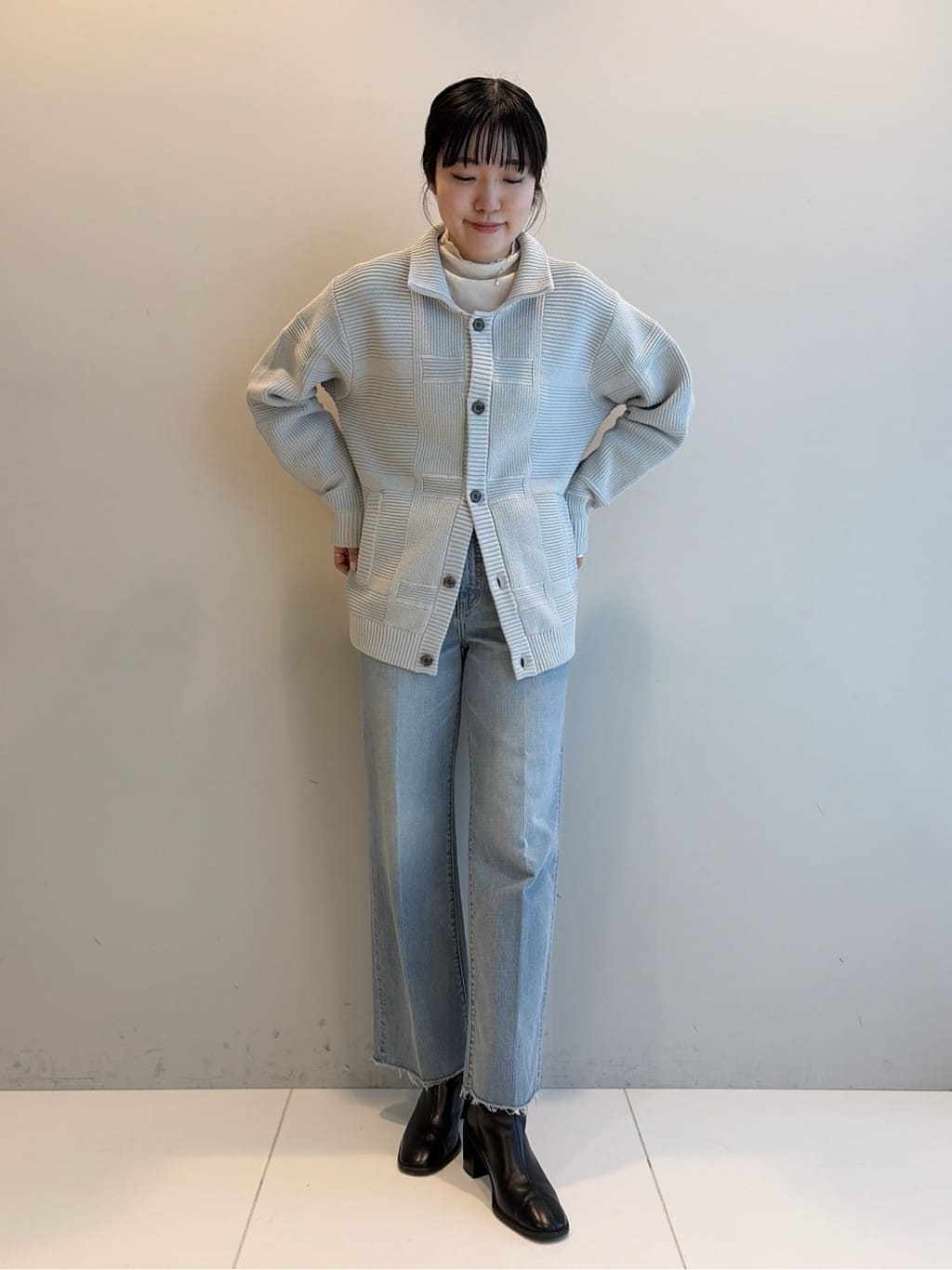 Akutagawaさんの「TAKEO KIKUCHI｜畦編みチェック ニットカーディガン」を使ったコーディネート