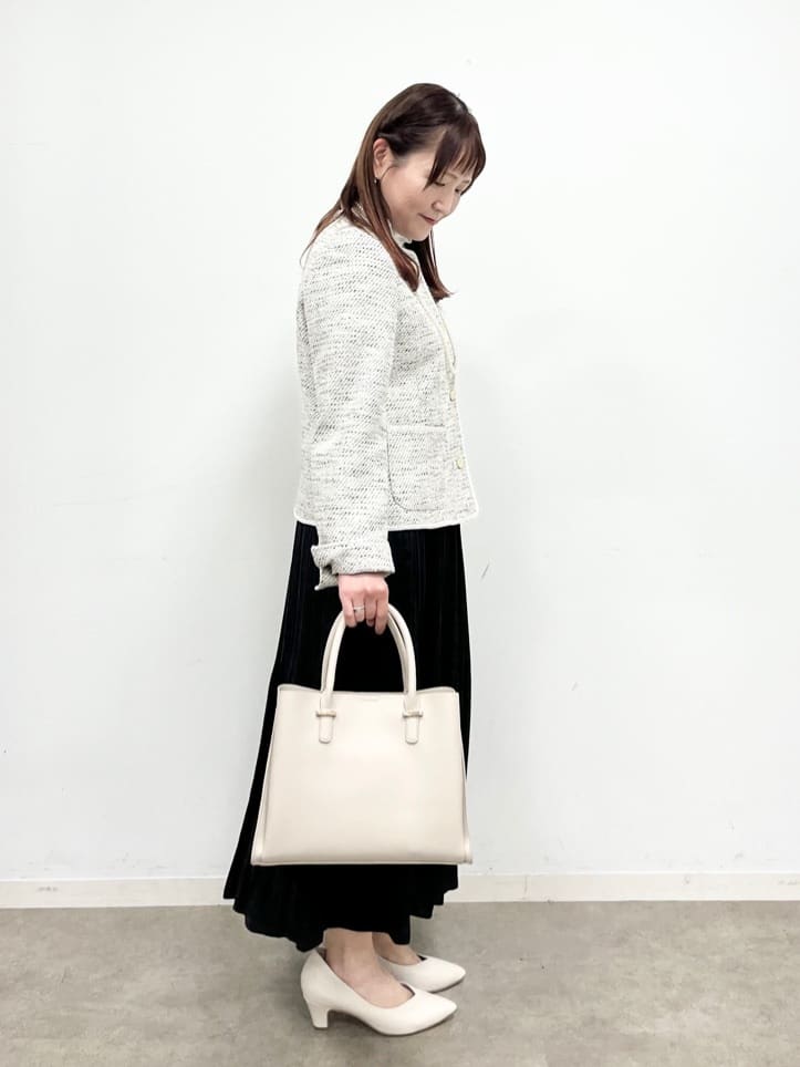 ゆっきーさんの「SHOO･LA･RUE｜【洗濯機可】上品で華やか スタンドフリルブラウス」を使ったコーディネート