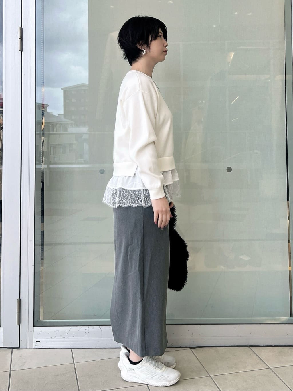 yo-koさんの「OPAQUE.CLIP｜裾レースドッキングニット」を使ったコーディネート