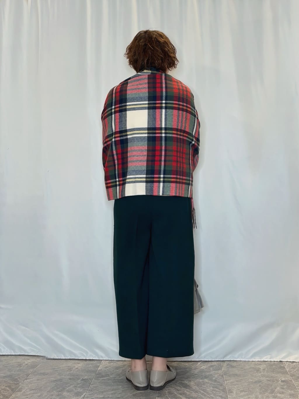 たみさんの「SHOO･LA･RUE｜【洗濯機可】小さめ刺繍で大人見え アソート裏起毛スウェット」を使ったコーディネート