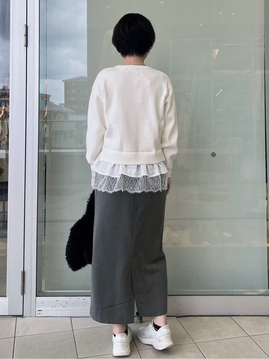 yo-koさんの「OPAQUE.CLIP｜裾レースドッキングニット」を使ったコーディネート