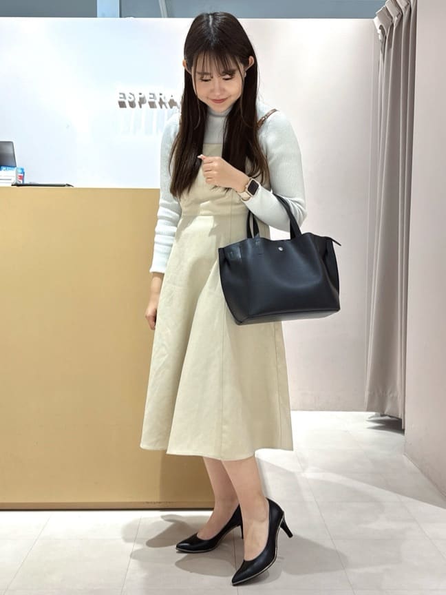 neinaさんの「ESPERANZA｜【12時間パンプス】約7.5㎝　歩きやすくて疲れにくい」を使ったコーディネート