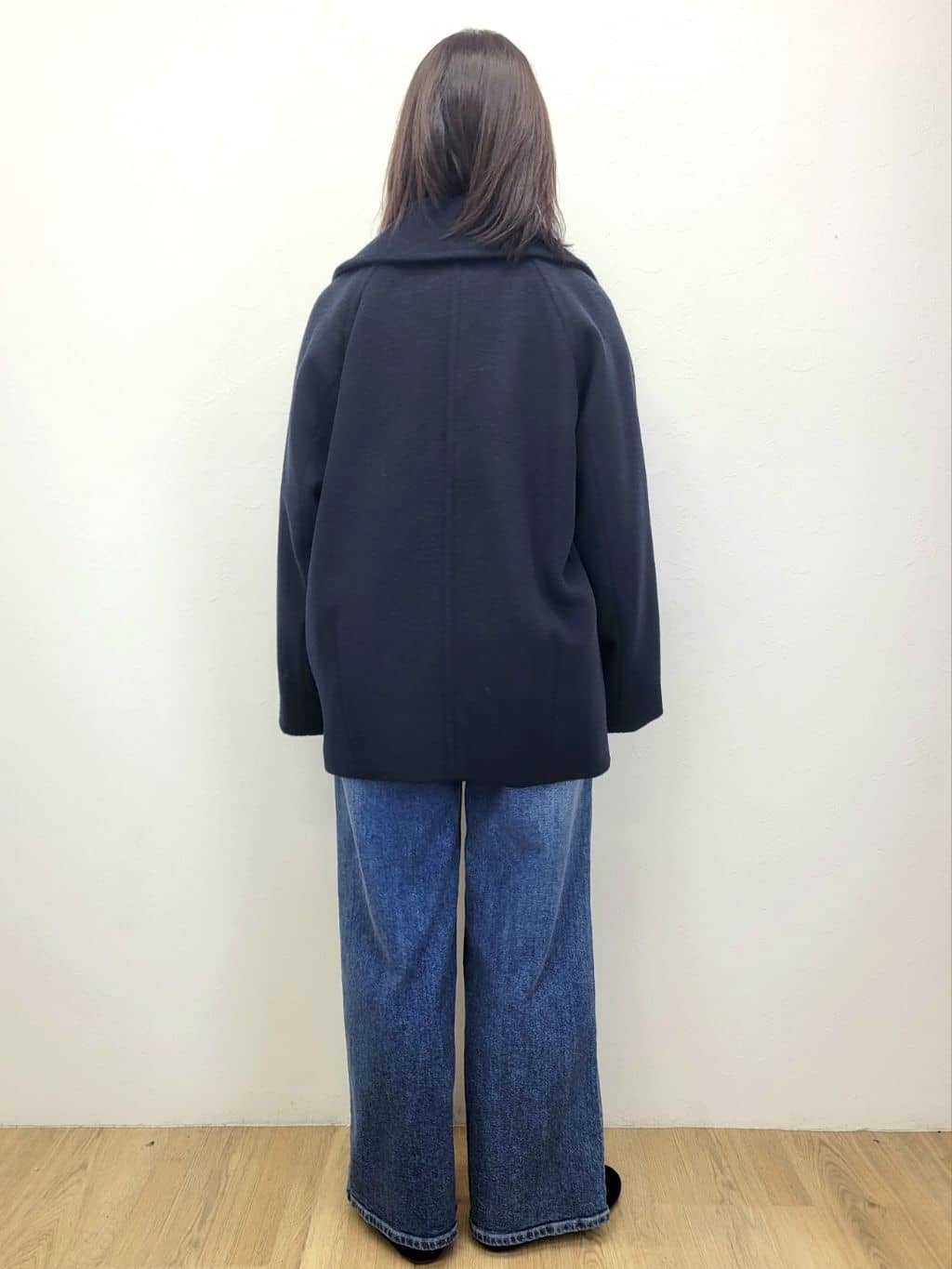 LISAさんの「OPAQUE.CLIP｜カシミヤブレンドウールミドルピーコート」を使ったコーディネート