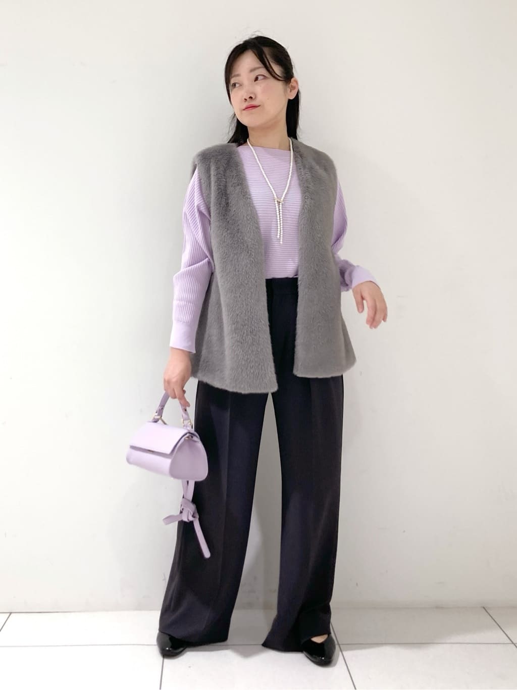 momokoさんの「INDIVI｜ミンク調フェイクファージレ」を使ったコーディネート