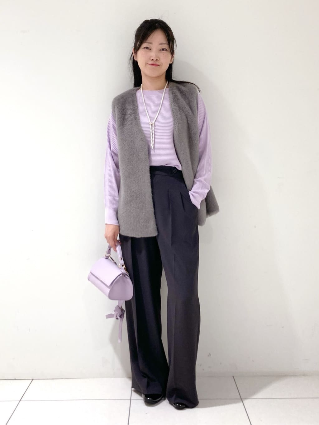 momokoさんの「INDIVI｜ミンク調フェイクファージレ」を使ったコーディネート