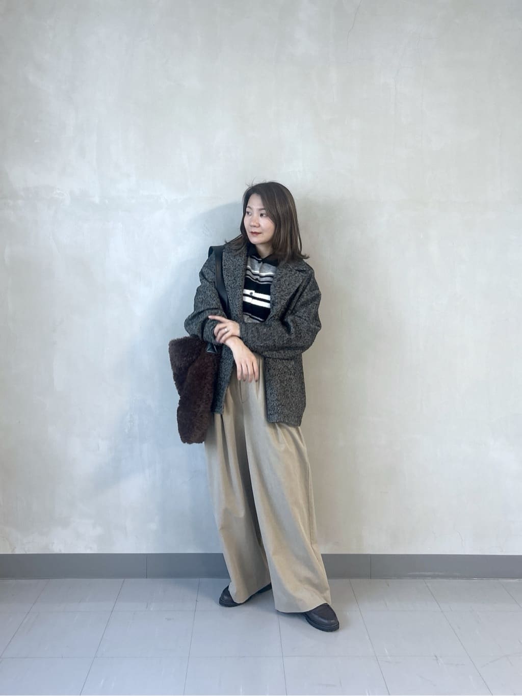 takaさんの「INDIVI｜ヘアリーボーダーポロニット」を使ったコーディネート