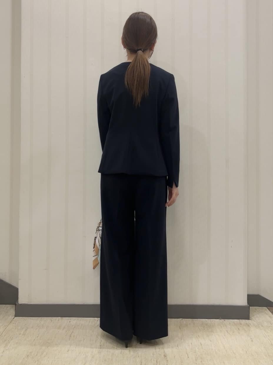 ちひさんの「INDIVI｜【通勤スーツ／洗える】ストレッチワイドパンツ」を使ったコーディネート