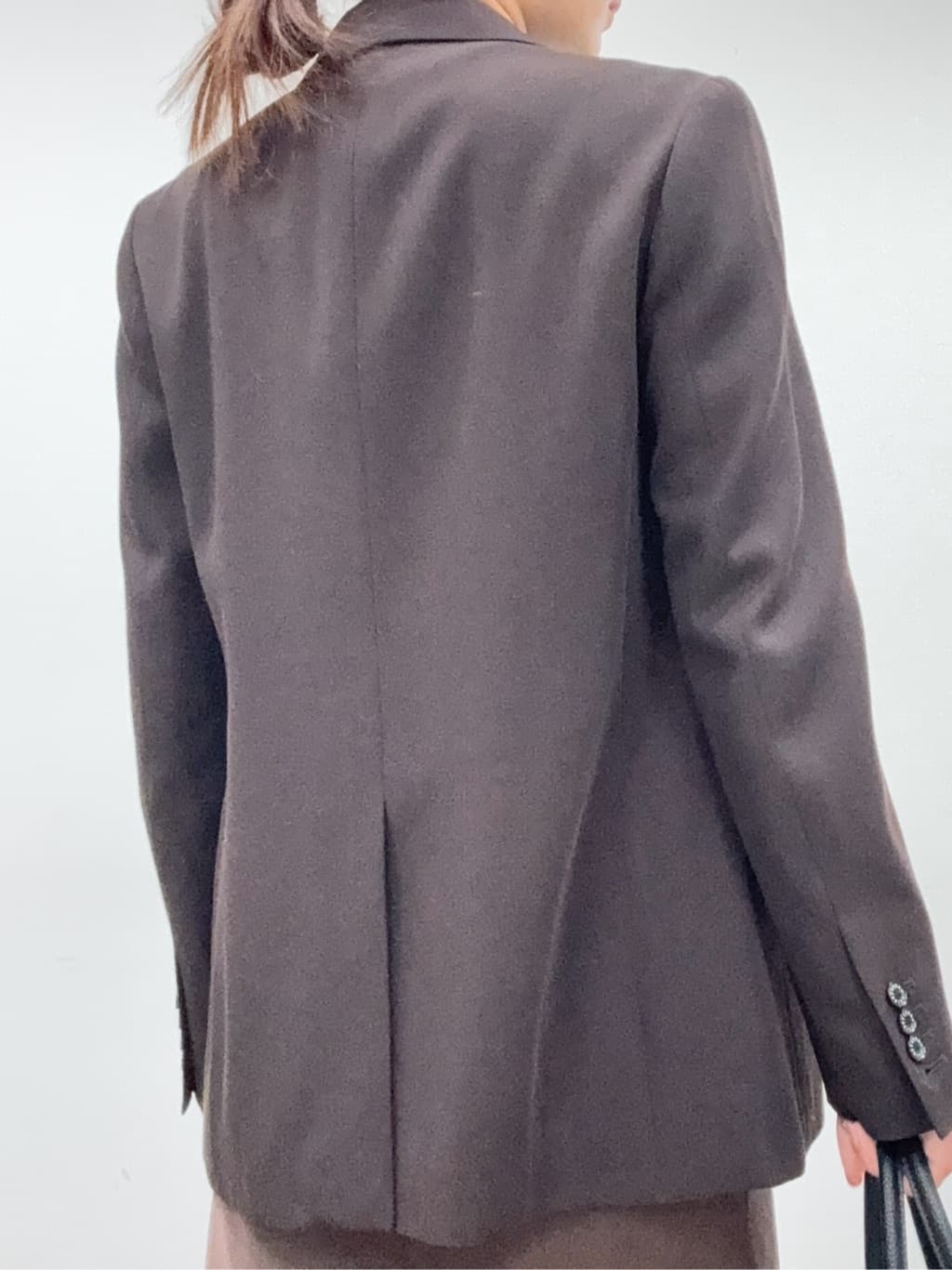 BUNさんの「DRESSTERIOR｜ストレッチヴィンテージサテンナロースカート」を使ったコーディネート