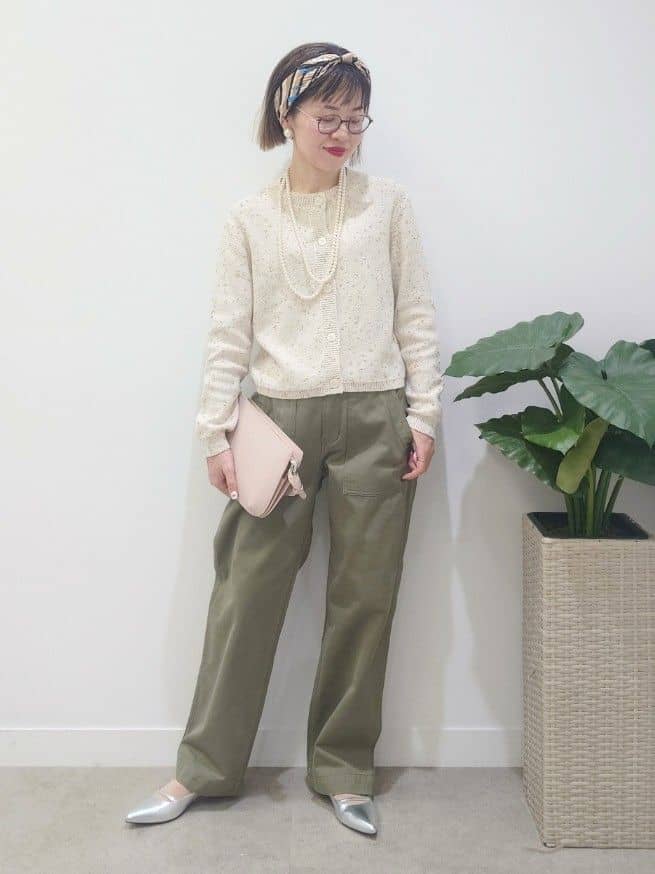 MUTSUKOさんの「UNTITLED｜【コットン100/洗える】サテンベイカーパンツ」を使ったコーディネート