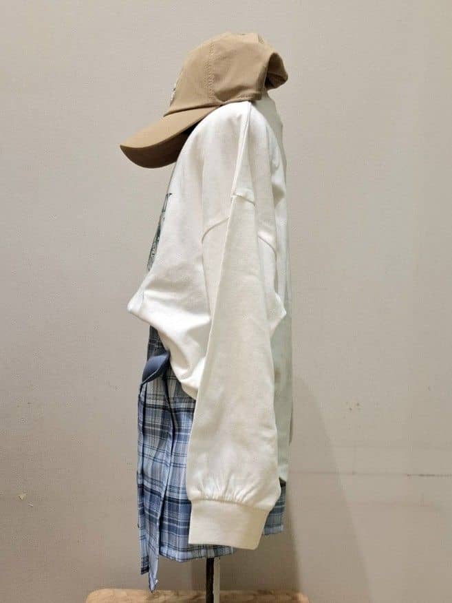 haruさんの「SHOO･LA･RUE｜【100-150cm/選べる2柄】プリントアソート裾ラウンドロンT」を使ったコーディネート