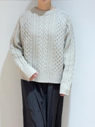 あやさんの「UNTITLED｜【洗える】スポンディッシュ ケーブル柄ニット」を使ったコーディネート