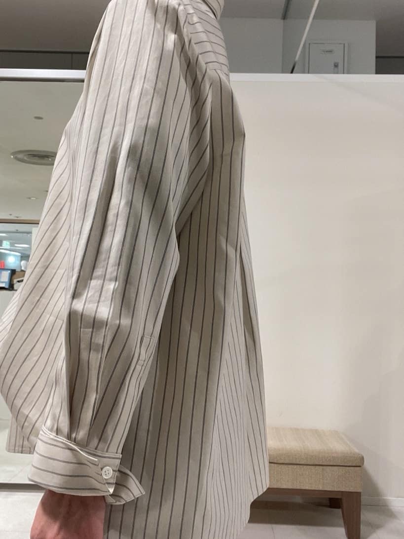 IWAMOさんの「UNTITLED｜【コットン100/洗える】サテンベイカーパンツ」を使ったコーディネート
