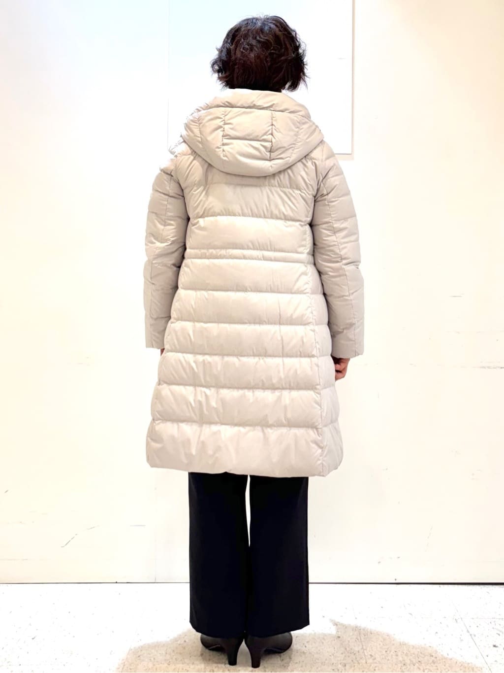 ヤスコさんの「Reflect｜【選べる5色／ゆったりシルエット】Vネックスパンコールニット」を使ったコーディネート