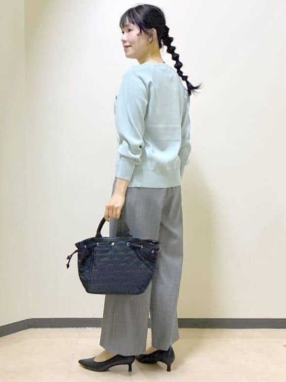  beni_gingerさんの「Reflect｜【ゆったり着られる◎】ラグランスリーブニット」を使ったコーディネート