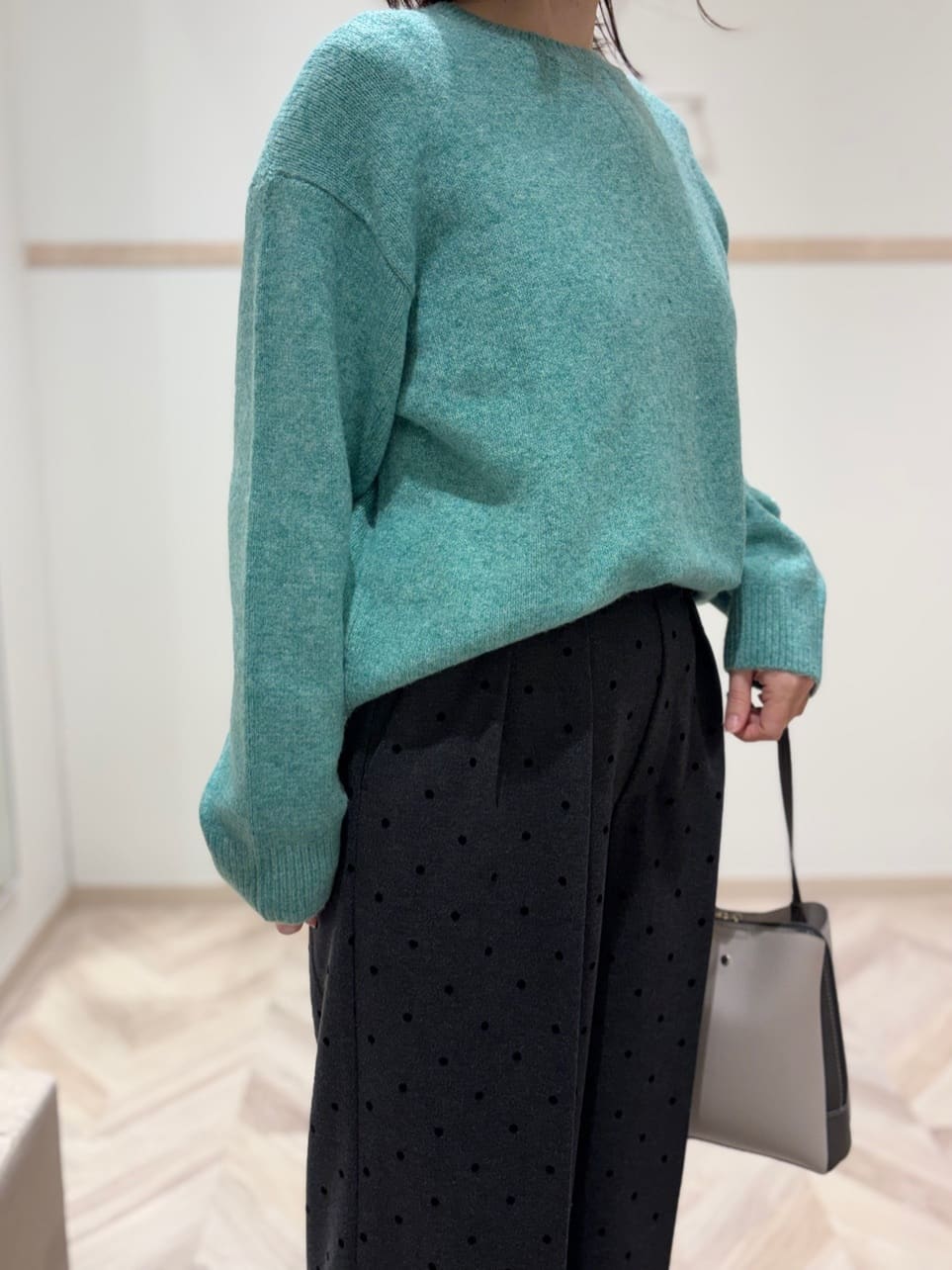c_h_i_k_aさんの「SHOO･LA･RUE｜【S-LL】きれい見えも叶う フロッキードットワイドパンツ」を使ったコーディネート