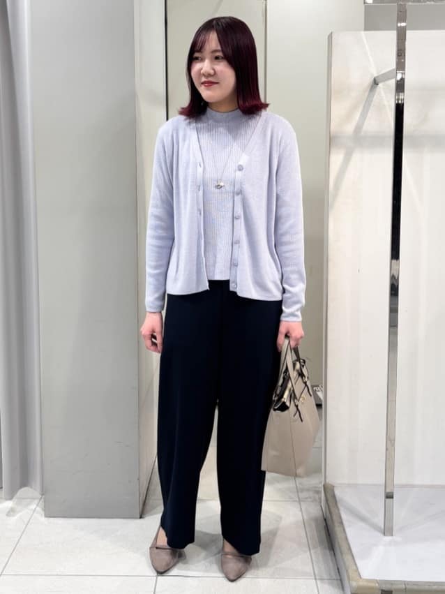 yuiさんの「Reflect｜【選べる5色／アンサンブル可】プチハイネックリブニット」を使ったコーディネート