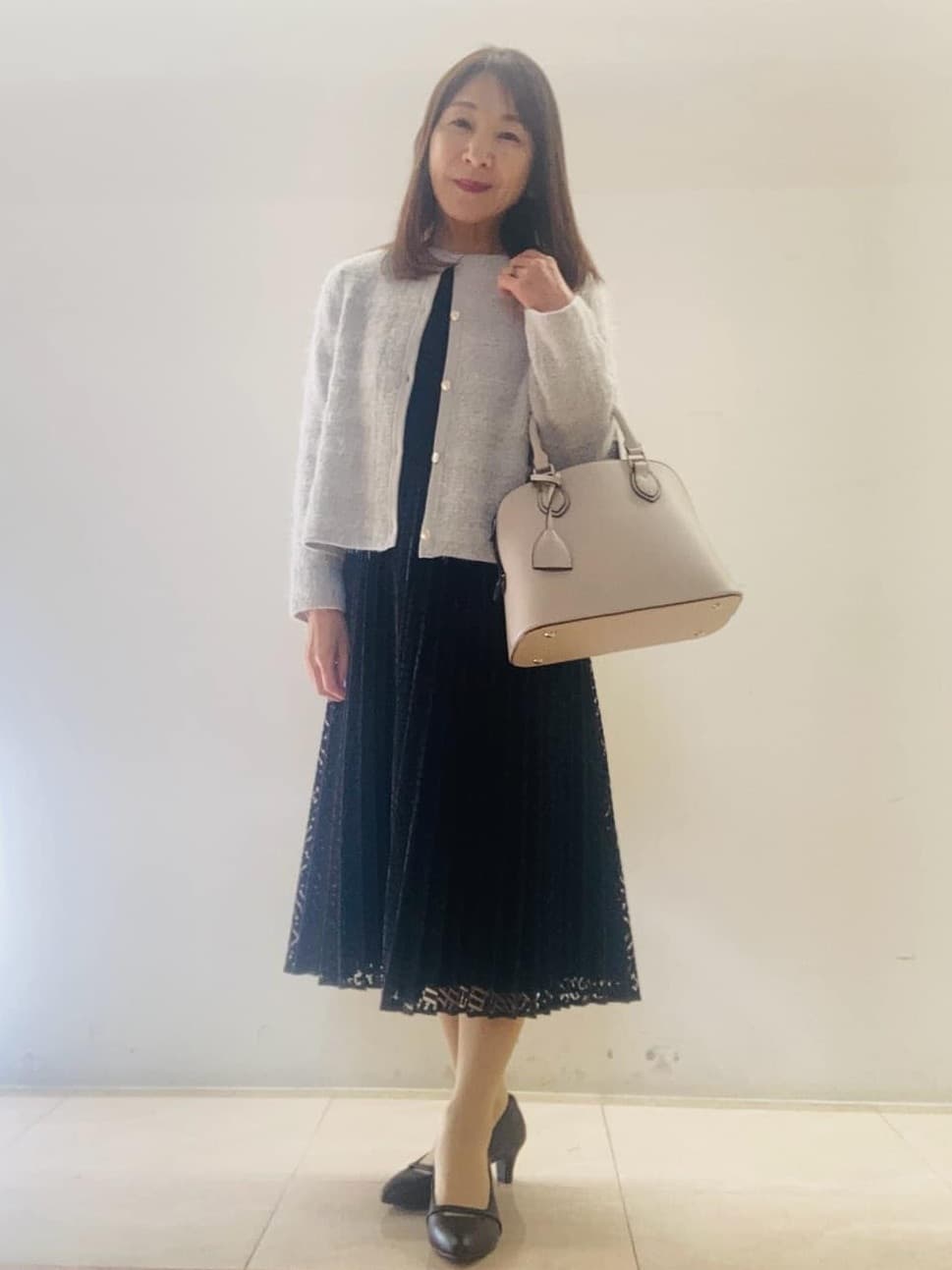 kurodaさんの「Reflect｜【SS-4Lサイズ】シフォン&times;幾何柄レースプリーツワンピース」を使ったコーディネート