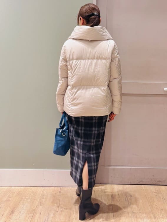 Komi☆さんの「grove｜【SETUP可能】冬から春まで心地よく　タック編みオーバーサイズニット」を使ったコーディネート