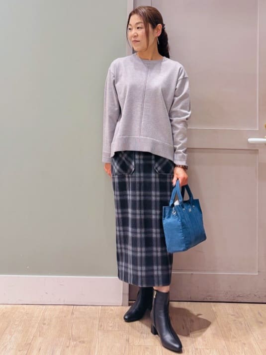 Komi☆さんの「grove｜【SETUP可能】冬から春まで心地よく　タック編みオーバーサイズニット」を使ったコーディネート