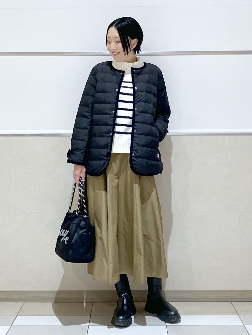 eriko さんの「Dessin｜【撥水・2WAY】ミュラーダウンコートミドル丈」を使ったコーディネート
