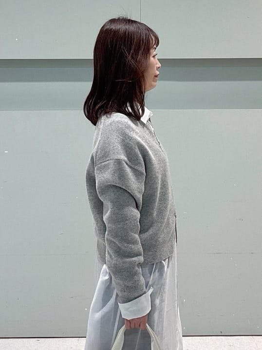 makiさんの「UNTITLED｜【ゆったりサイズ／着丈短め】ジップニットカーディガン」を使ったコーディネート