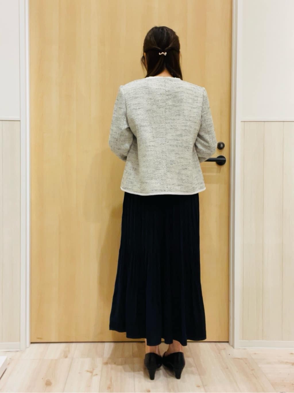 minamiさんの「SHOO･LA･RUE｜【S-3L】オンとオフで印象が変わる ライトツイードジャケット」を使ったコーディネート