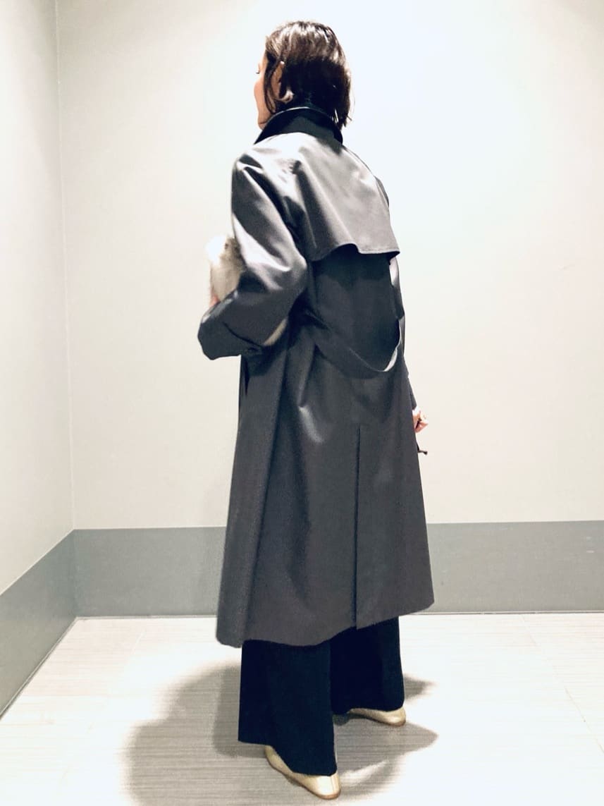 Furuさんの「DRESSTERIOR｜【ウォッシャブル/美シルエット】ライト トレンチコート」を使ったコーディネート