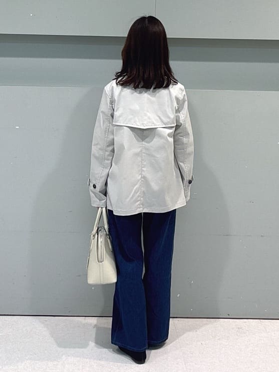 makiさんの「UNTITLED｜【定番人気/はっ水/洗える】タスランショートトレンチコート」を使ったコーディネート