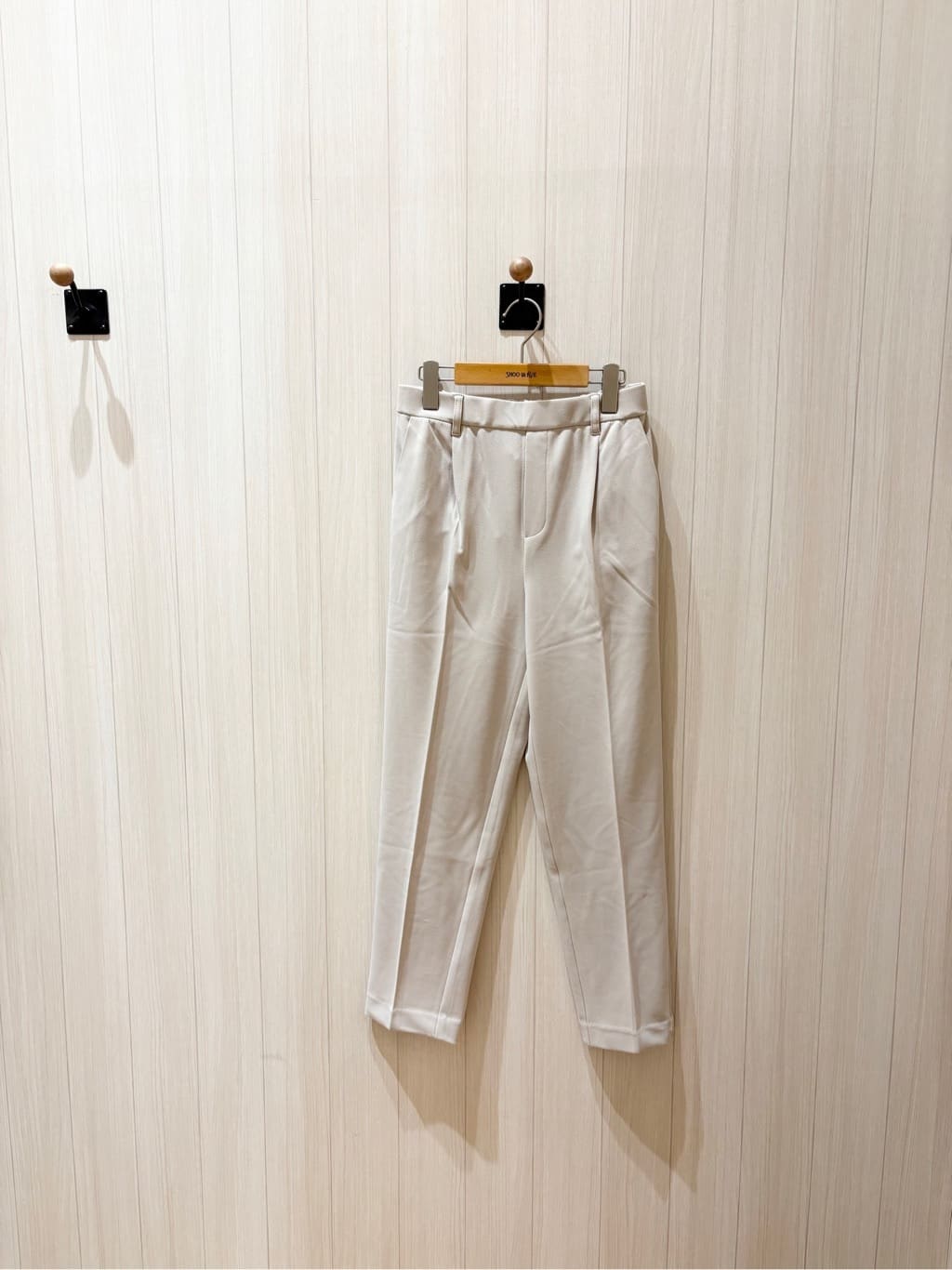 みきさんの「SHOO･LA･RUE｜【洗濯機可/セットアップ可/S-3L】きちんと楽に。カットジョーゼット ロングジレ」を使ったコーディネート