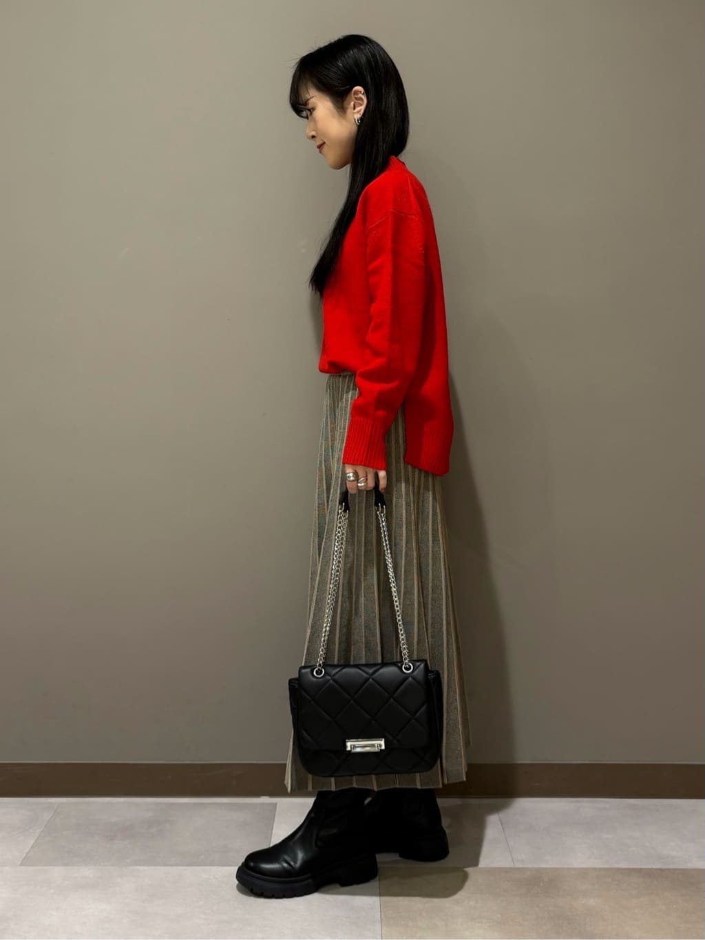 KEIKOさんの「INDIVI｜【冬ニット人気NO．1！／カシミヤ混】ミドルゲージハイネックニット」を使ったコーディネート