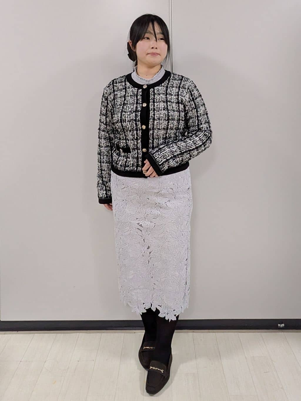 Nonさんの「index｜《XS~3L》フラワーレースタイトスカート【洗濯機OK】」を使ったコーディネート