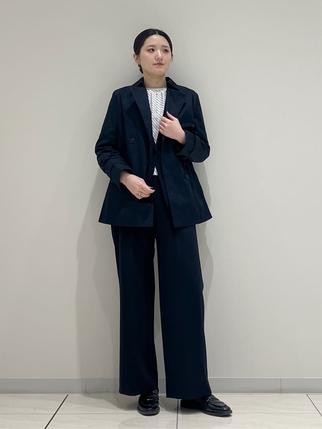 T.Kさんの「INDIVI｜【洗える／透けにくい】ダイヤ柄プリントブラウス」を使ったコーディネート