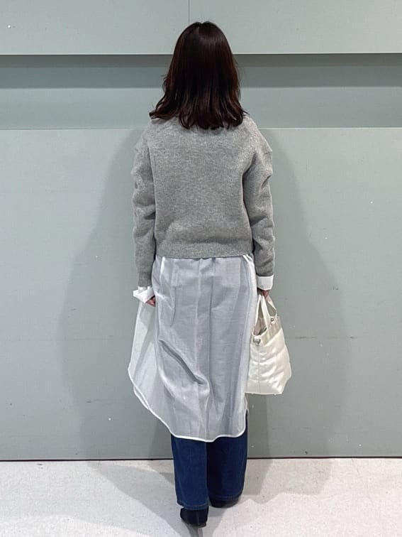 makiさんの「UNTITLED｜【ゆったりサイズ／着丈短め】ジップニットカーディガン」を使ったコーディネート