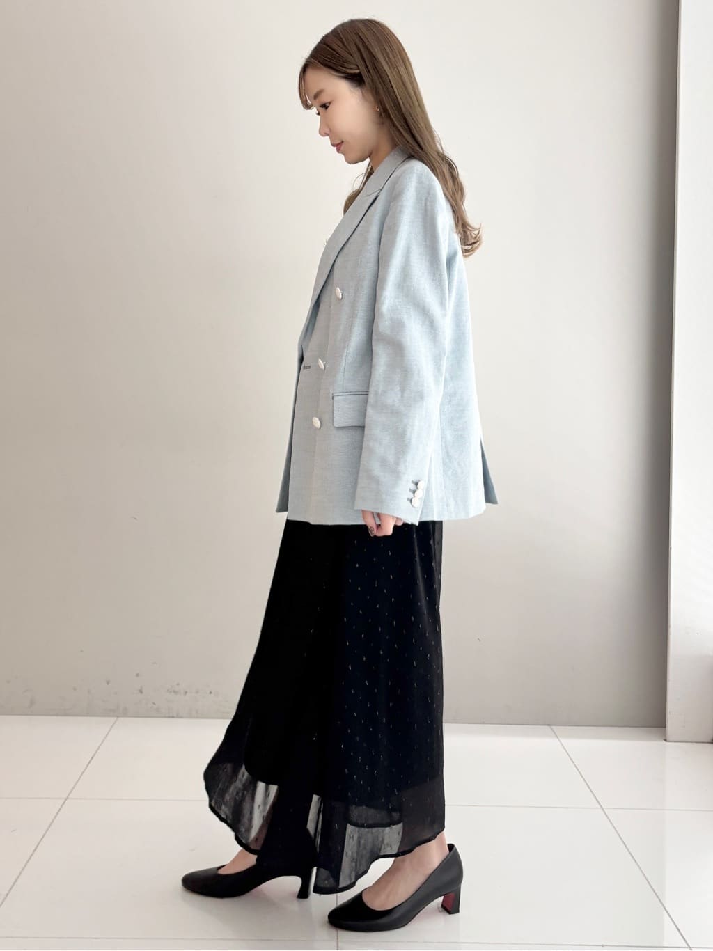 清水夏姫さんの「DRESSTERIOR｜【セットアップ可】リネンブレンドダブルブレストジャケット」を使ったコーディネート
