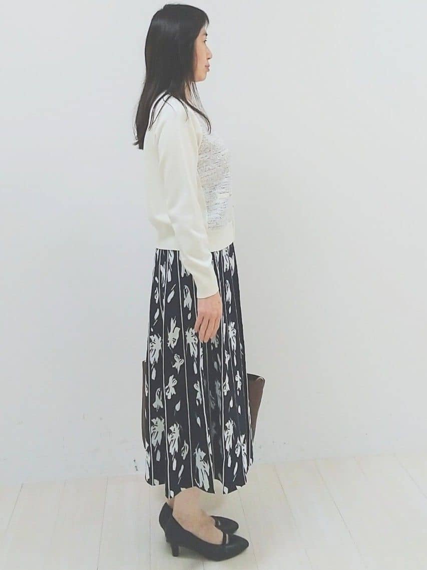 SANAさんの「Reflect｜【着映え◎】ツイード風ニットカーディガン」を使ったコーディネート
