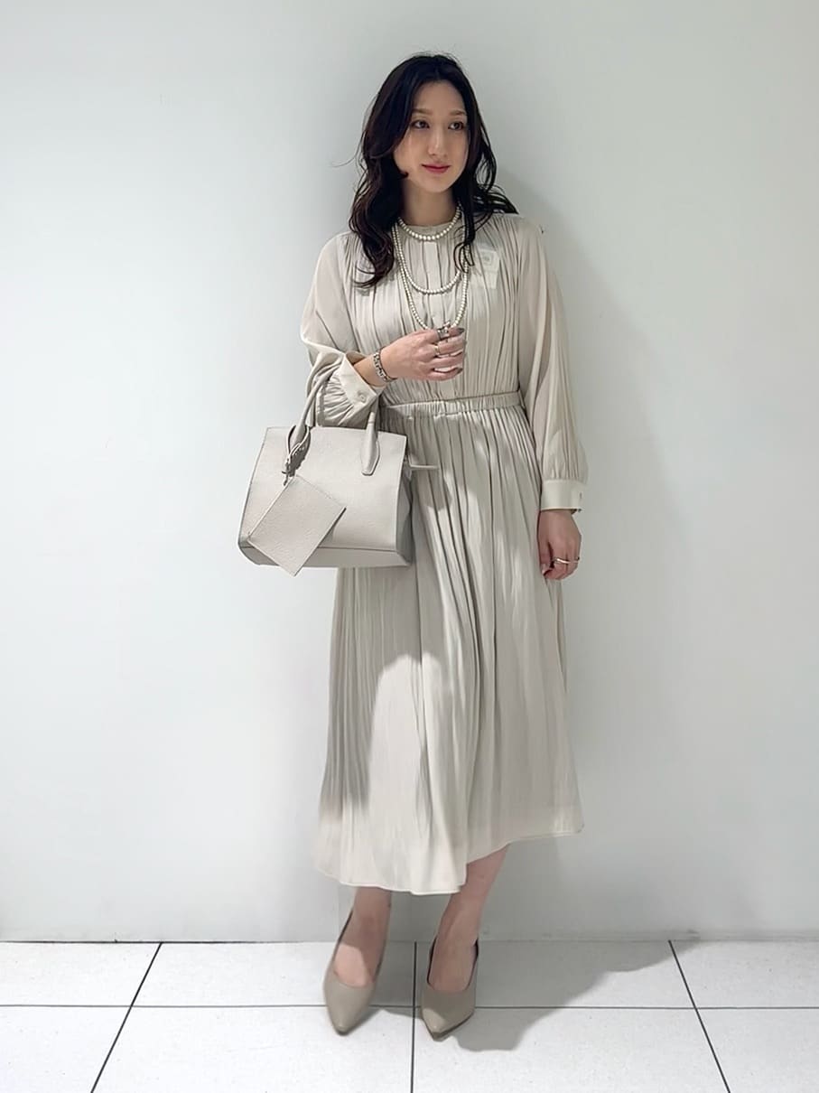 そんさんの「INDIVI｜【2点セット／洗える】ツイードジレ＆ボウタイブラウス」を使ったコーディネート