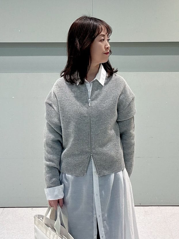makiさんの「UNTITLED｜【ゆったりサイズ／着丈短め】ジップニットカーディガン」を使ったコーディネート
