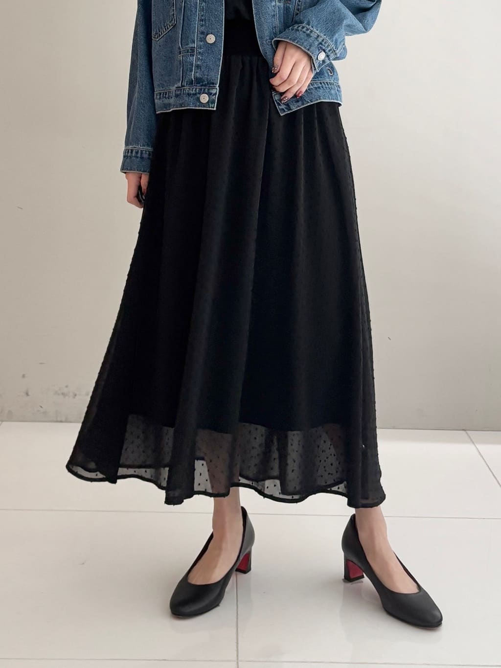清水夏姫さんの「DRESSTERIOR｜【ウォッシャブル】ヴィンテージバンドカラーGジャン」を使ったコーディネート