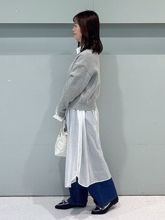 makiさんの「UNTITLED｜【ゆったりサイズ／着丈短め】ジップニットカーディガン」を使ったコーディネート