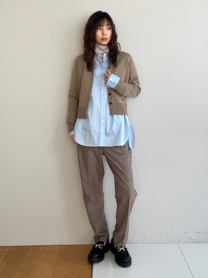 misaさんの「DRESSTERIOR｜シルクブレンドメリノウールリブプルオーバー」を使ったコーディネート
