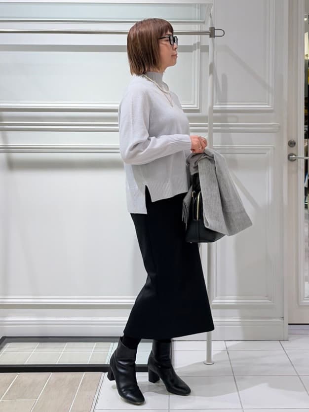 AKKOさんの「UNTITLED｜【8色展開/洗える】ウールカシミヤ ハイネックニット」を使ったコーディネート
