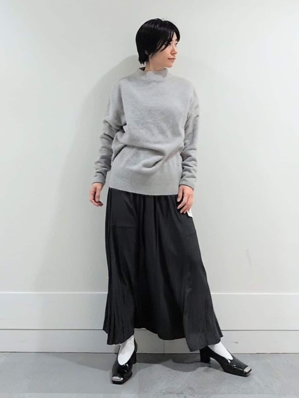 ミズタさんの「UNTITLED｜【はっ水機能/フード取り外し可/防寒】ロングダウンコート」を使ったコーディネート