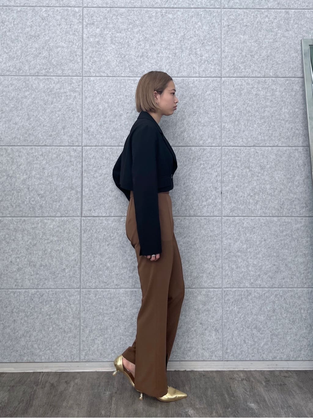 Harukaさんの「INDIVI｜クロップドジャケット」を使ったコーディネート