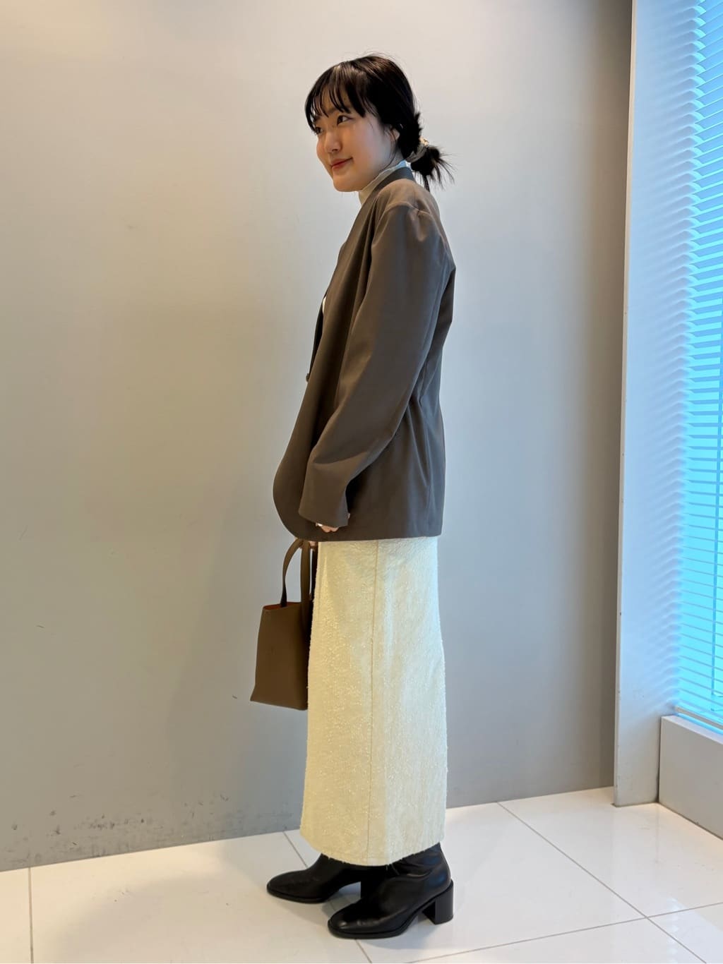Akutagawaさんの「TAKEO KIKUCHI｜【ON／OFF兼用】CARREMANファブリック ノーカラージャケット」を使ったコーディネート