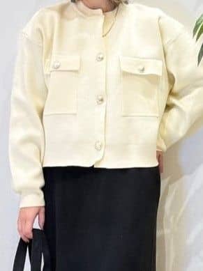 misakiさんの「SHOO･LA･RUE｜【洗濯機可/セットアップ可/毛玉になりにくい】心地よく穿ける ニットナロースカート」を使ったコーディネート