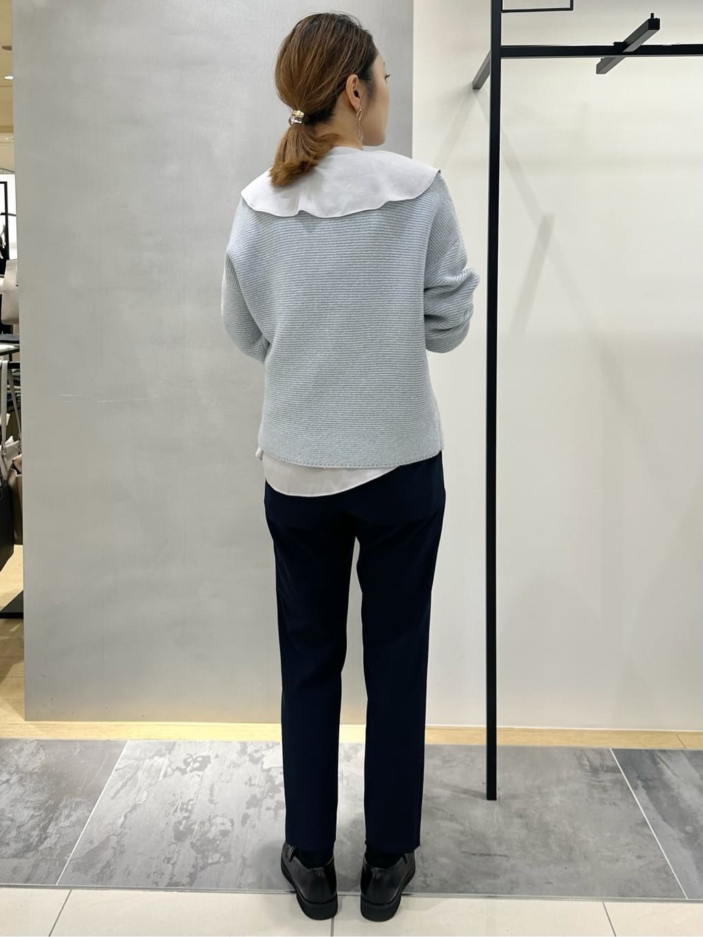 MAIさんの「INDIVI｜【洗える】ラッフルサテンブラウス」を使ったコーディネート
