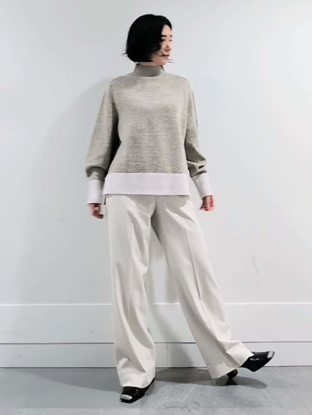 ミズタさんの「UNTITLED｜【8色展開/洗える】ウールカシミヤ ハイネックニット」を使ったコーディネート